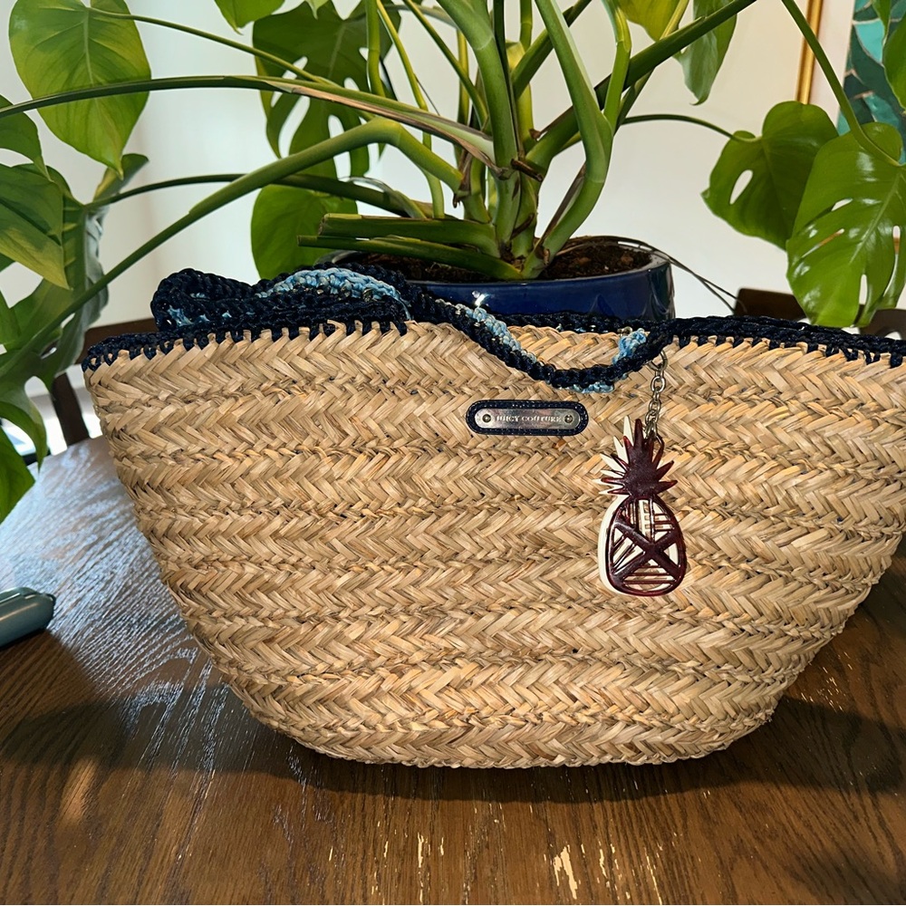 Juicy Couture Stylish Straw Tote with Blue Accents - Picture 2 of 2